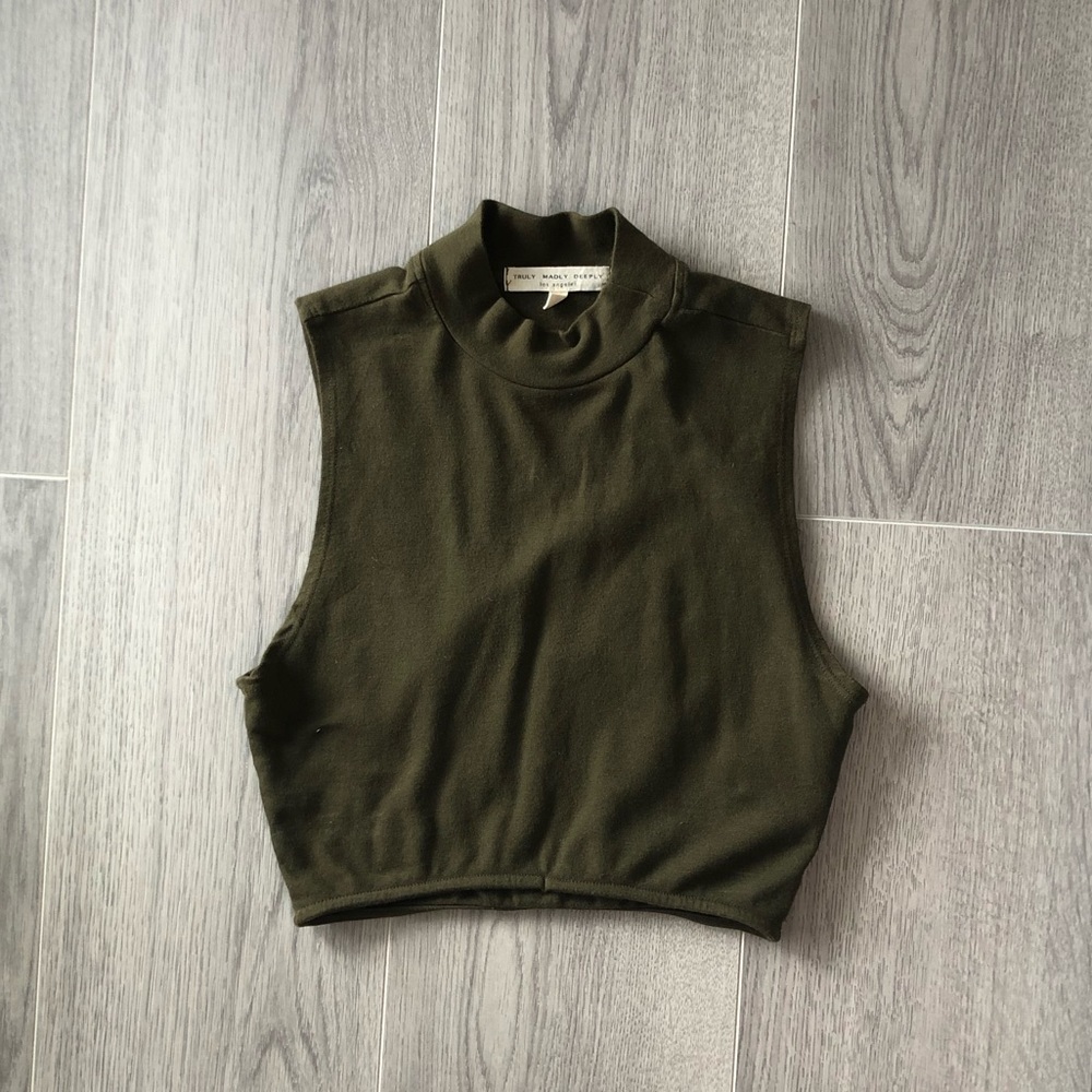 Dark green crop top. Urban Outfitters size S.